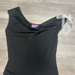 EDIKTED black off the shoulder with lace bow going out top size:S